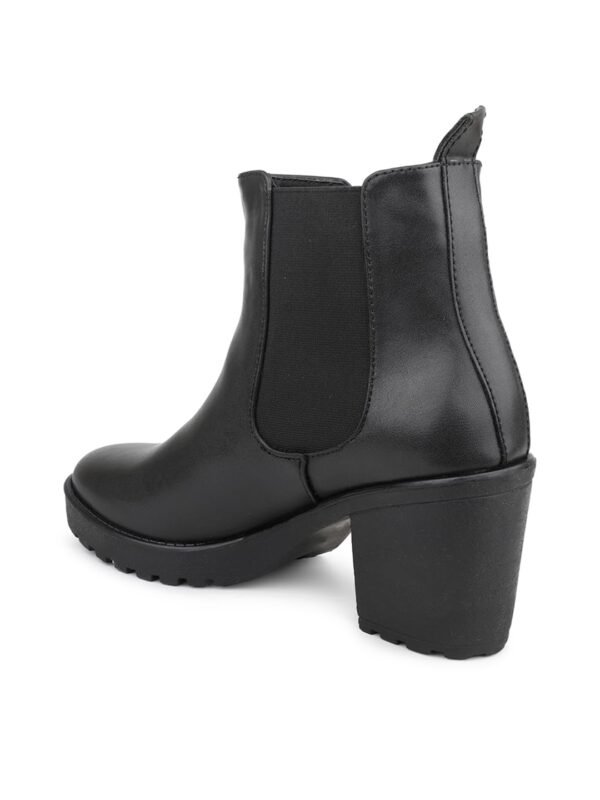 Chic Leather Ankle Boots